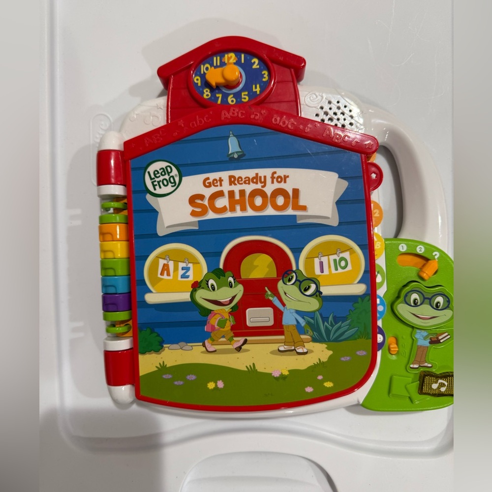 LeapFrog Get Ready for School Interactive Book - Picture 2 of 5